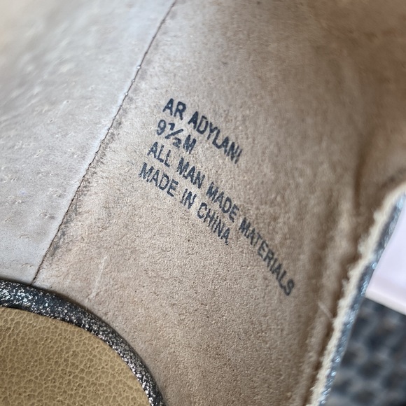 American Rag Silver Sandals - Picture 10 of 10